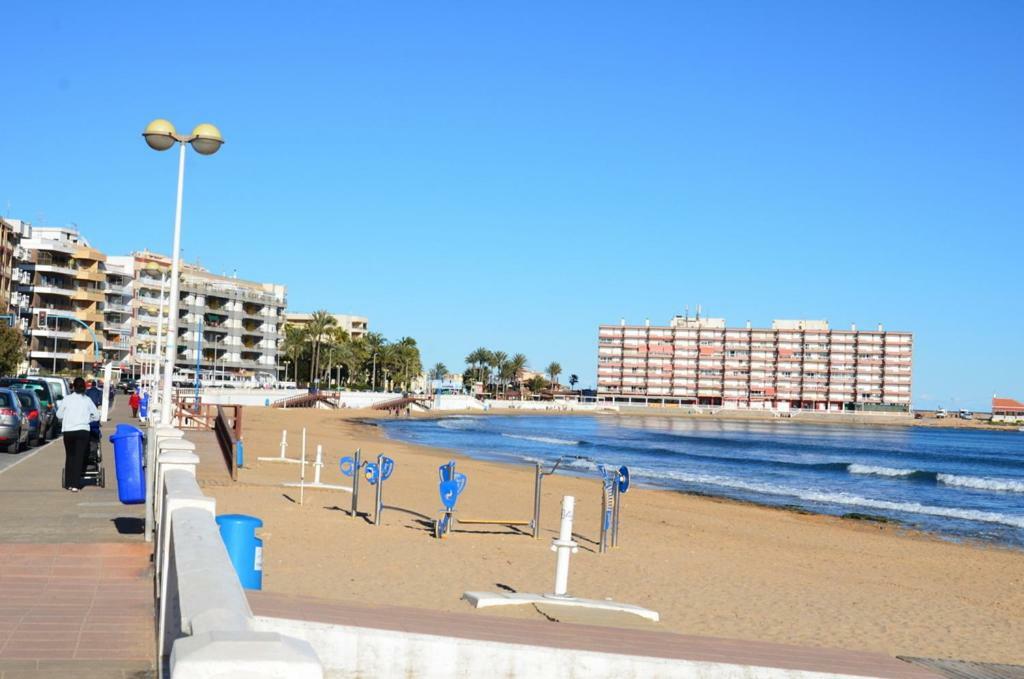 Apartamento Oslo Appartamento Torrevieja Esterno foto