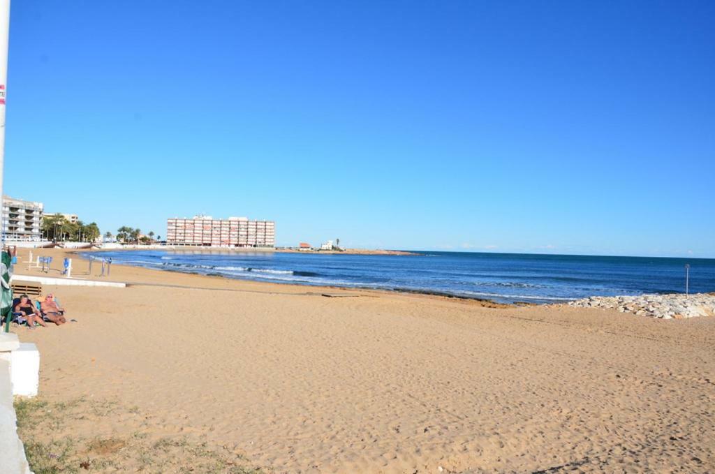 Apartamento Oslo Appartamento Torrevieja Esterno foto