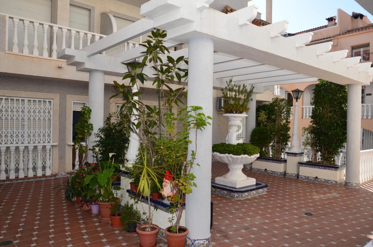Apartamento Oslo Appartamento Torrevieja Esterno foto